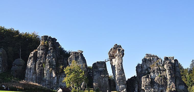 Erlebnis Externsteine - offene Führung Externsteine mit Besichtigung der Grotte